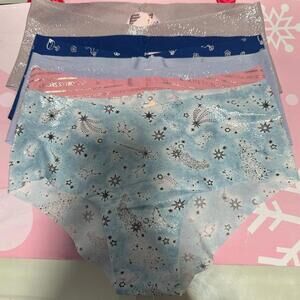 Victoria’s Secret No Show Shine Cheeky Panties Set
